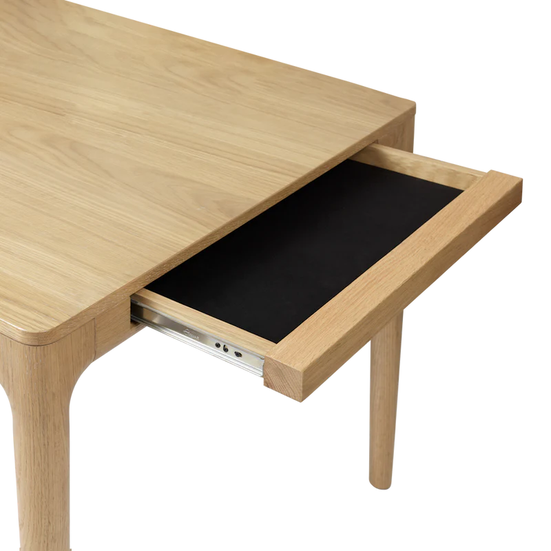 UMAGE Heart'n'Soul Dining Table