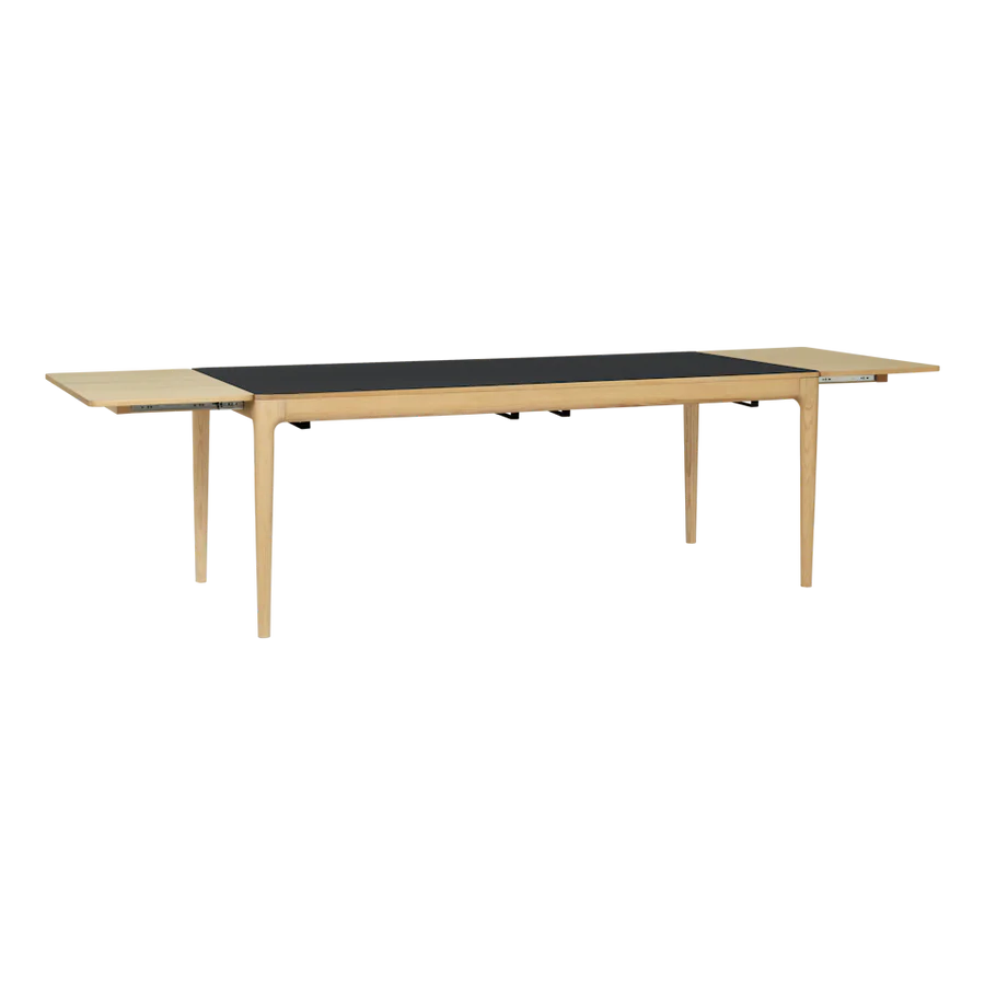 UMAGE Heart'n'Soul Dining Table
