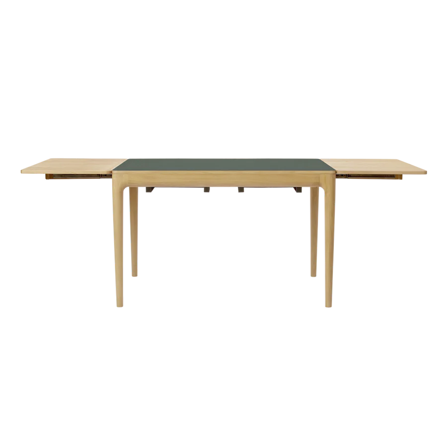 UMAGE Heart'n'Soul Dining Table
