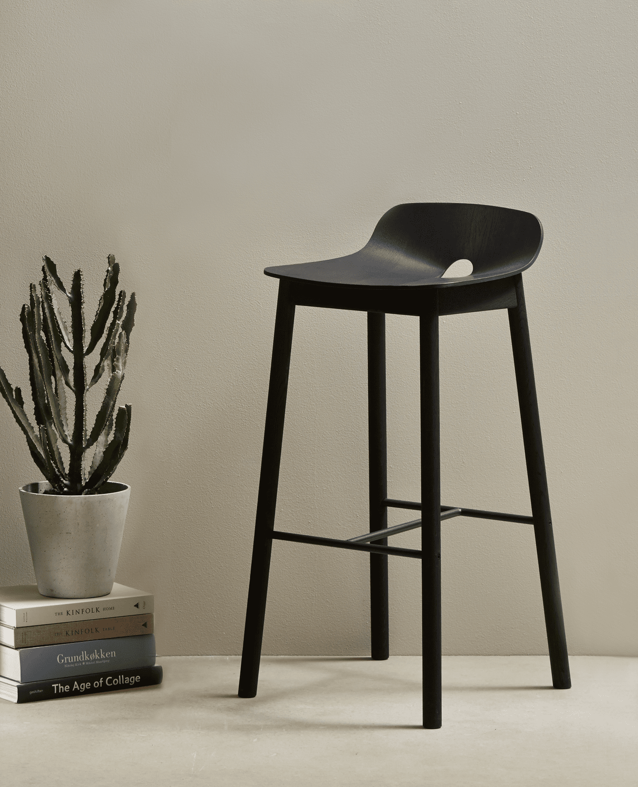 Mono Stool