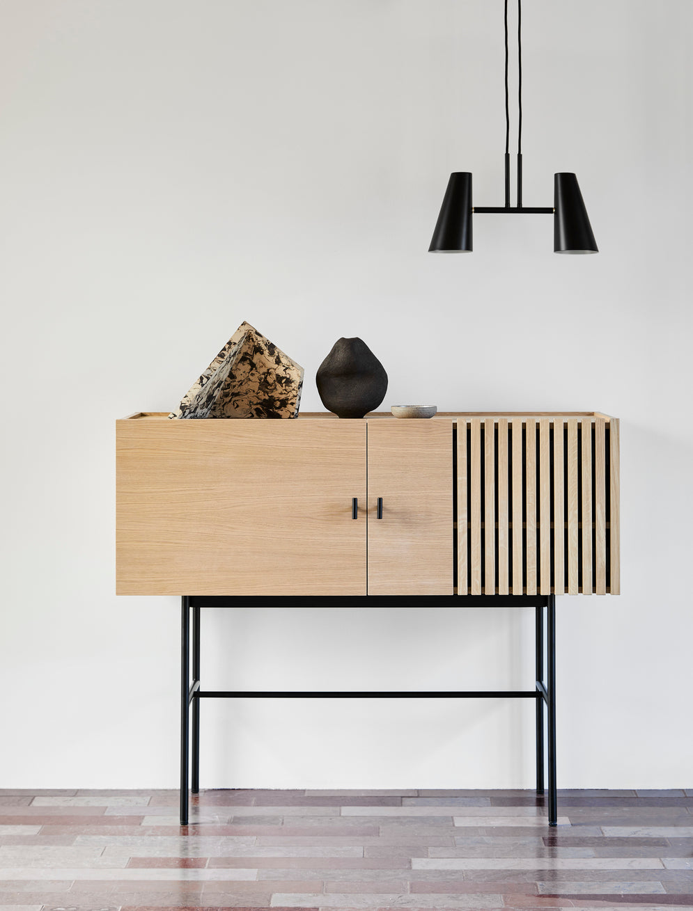 Array Sideboard