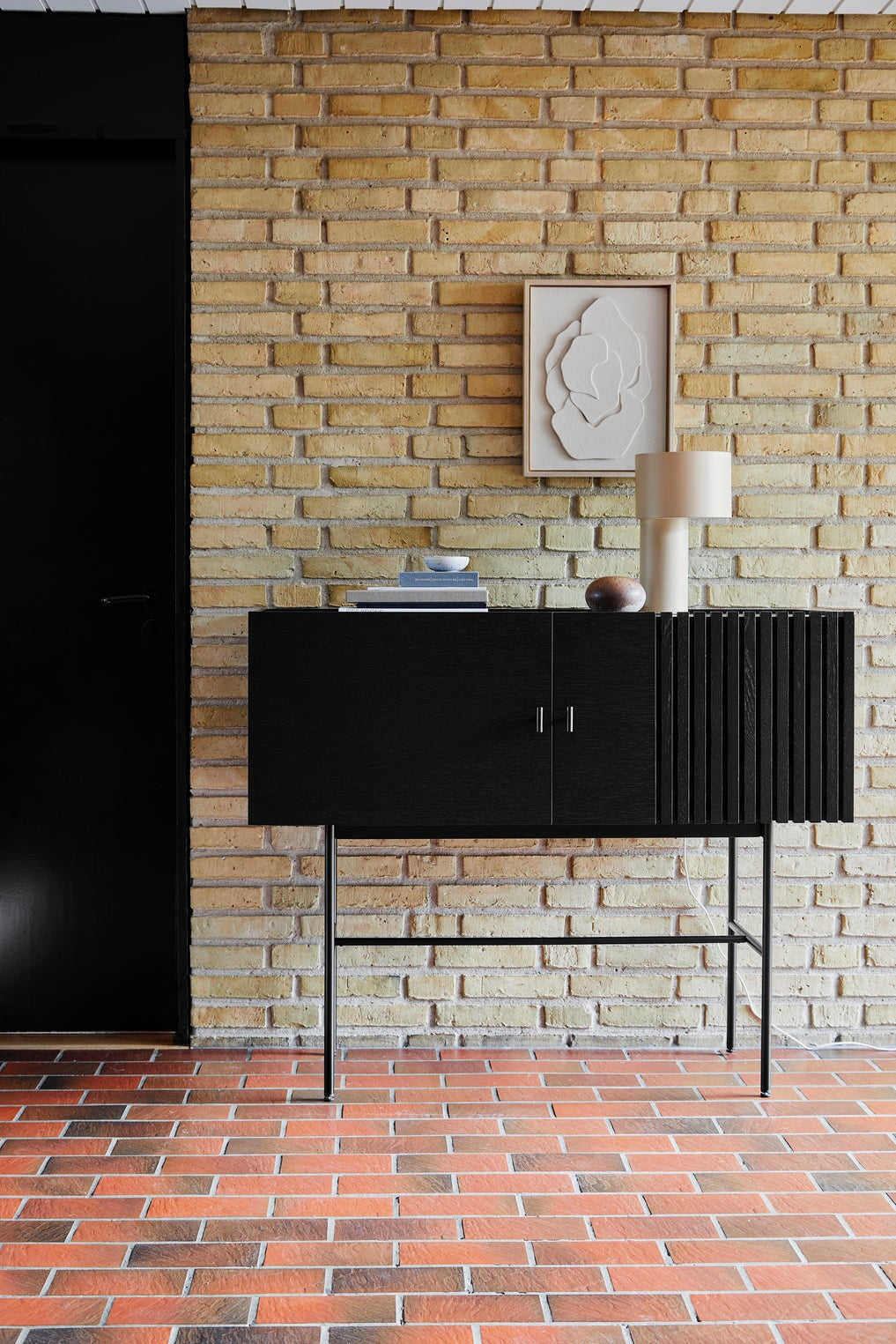 Array Sideboard