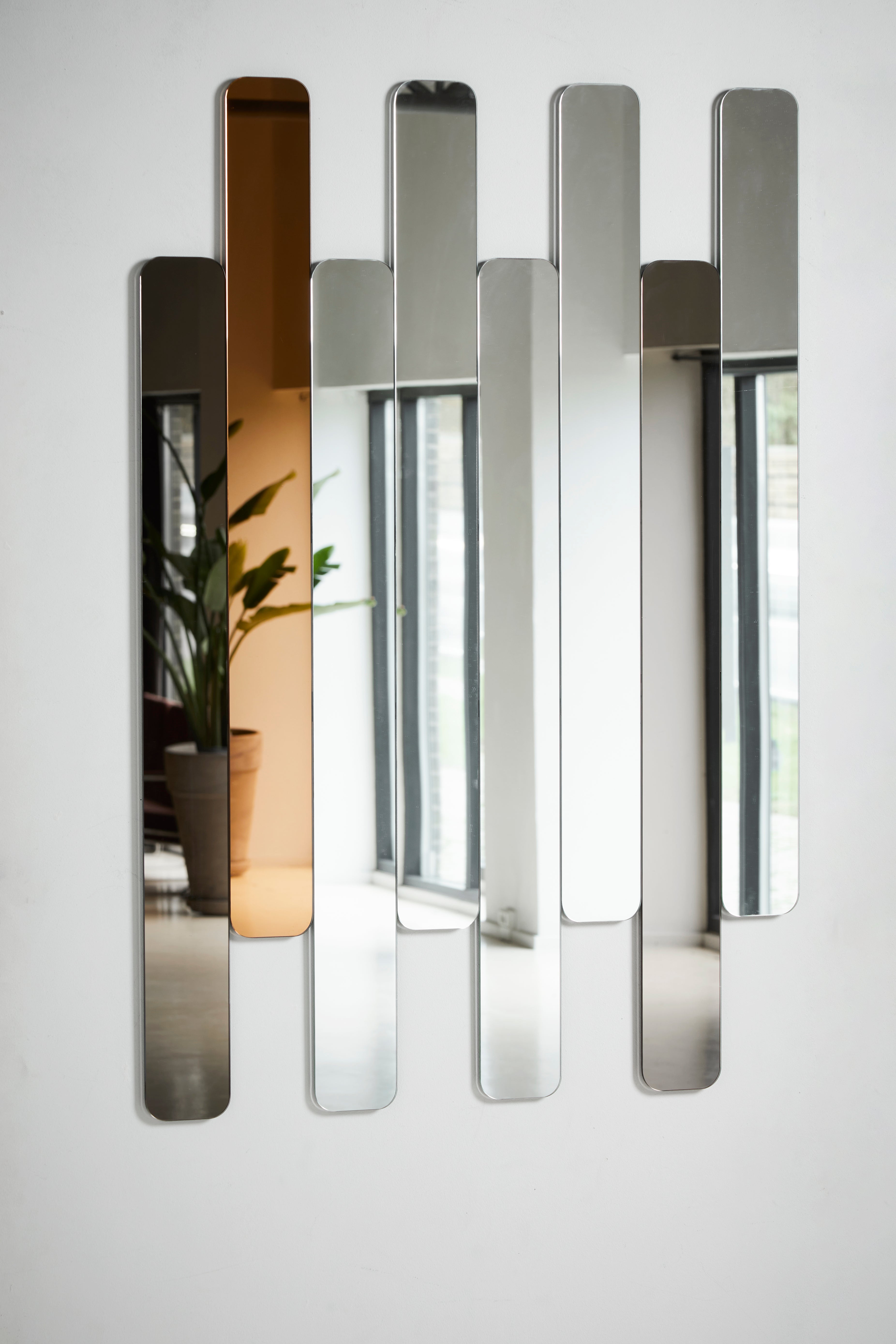 WOUD Logs Mirror lifestyle image