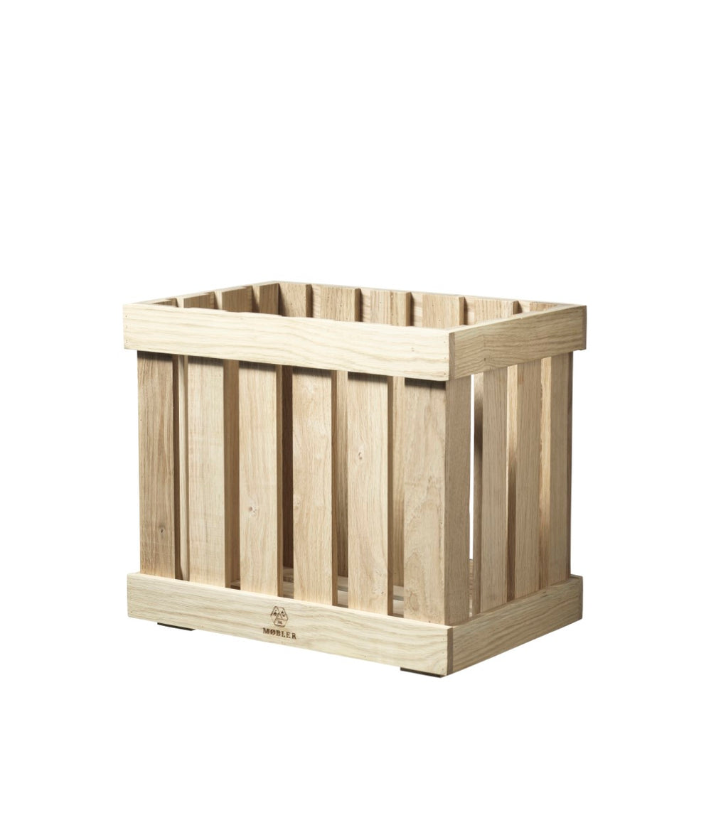 FDB Møbler Æbletoft Apple box in solid oak