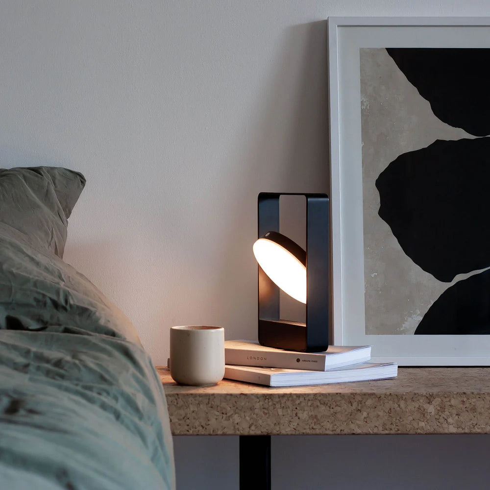 Mouro Portable Lamp