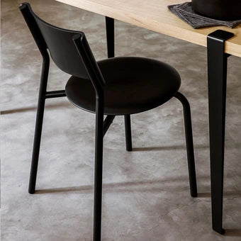 Tiptoe SSDr Recycled Plastic Dining Chair