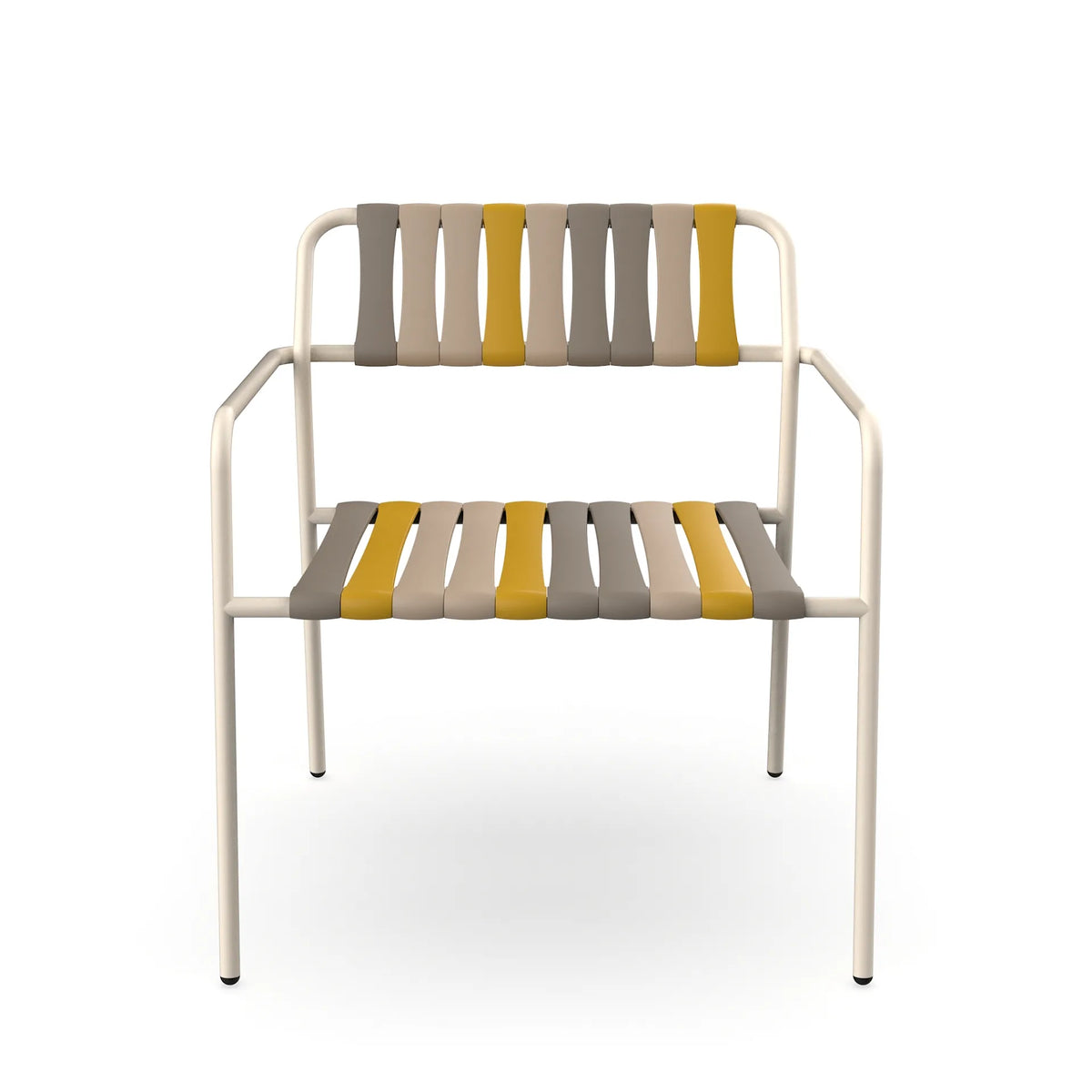 Resol Gelato Lounge Chair in Nácar frame with Nocciola slat mix, steel frame and recycled polypropylene slats