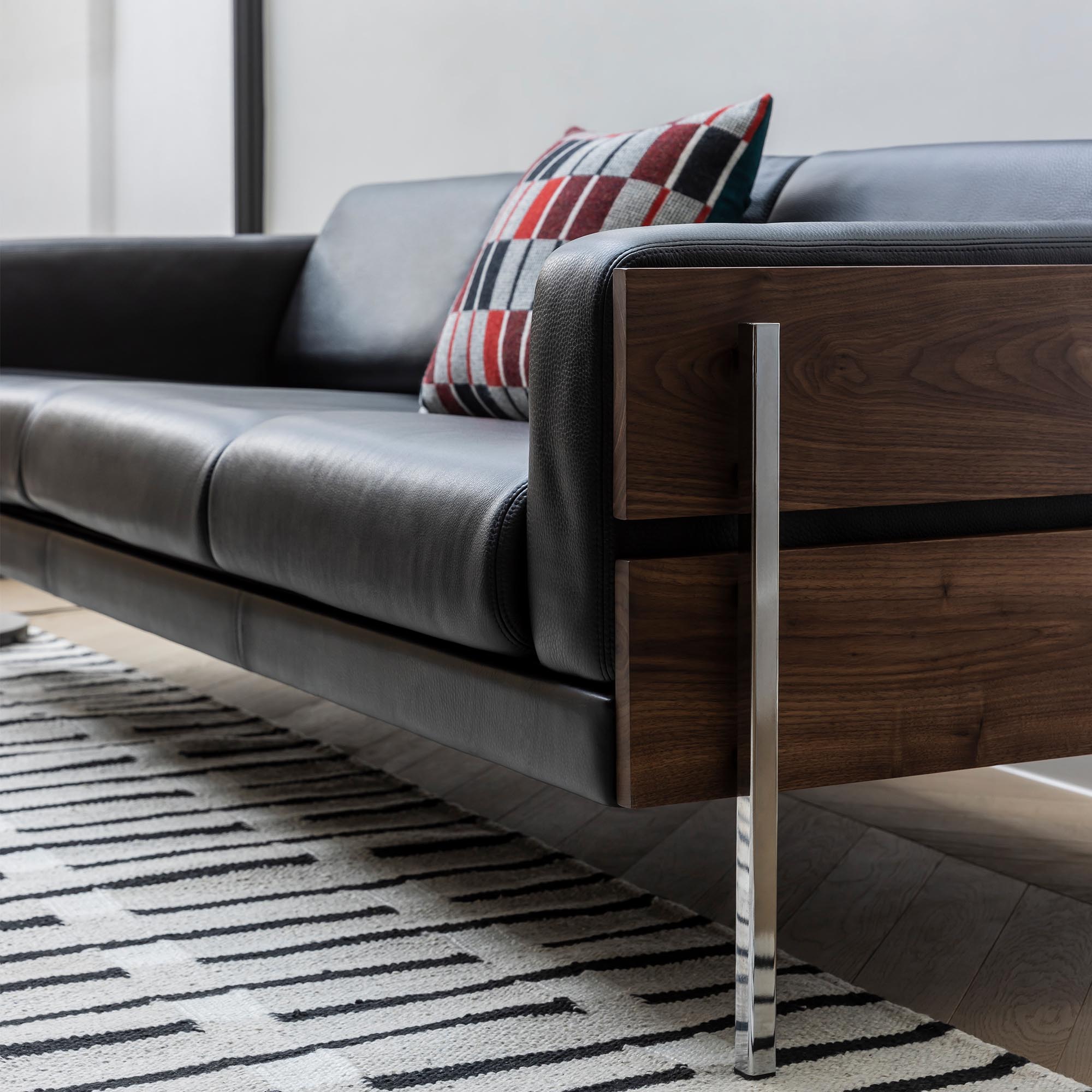 Forum 3-Seater Sofa in Walnut with Black Leather, frame detail