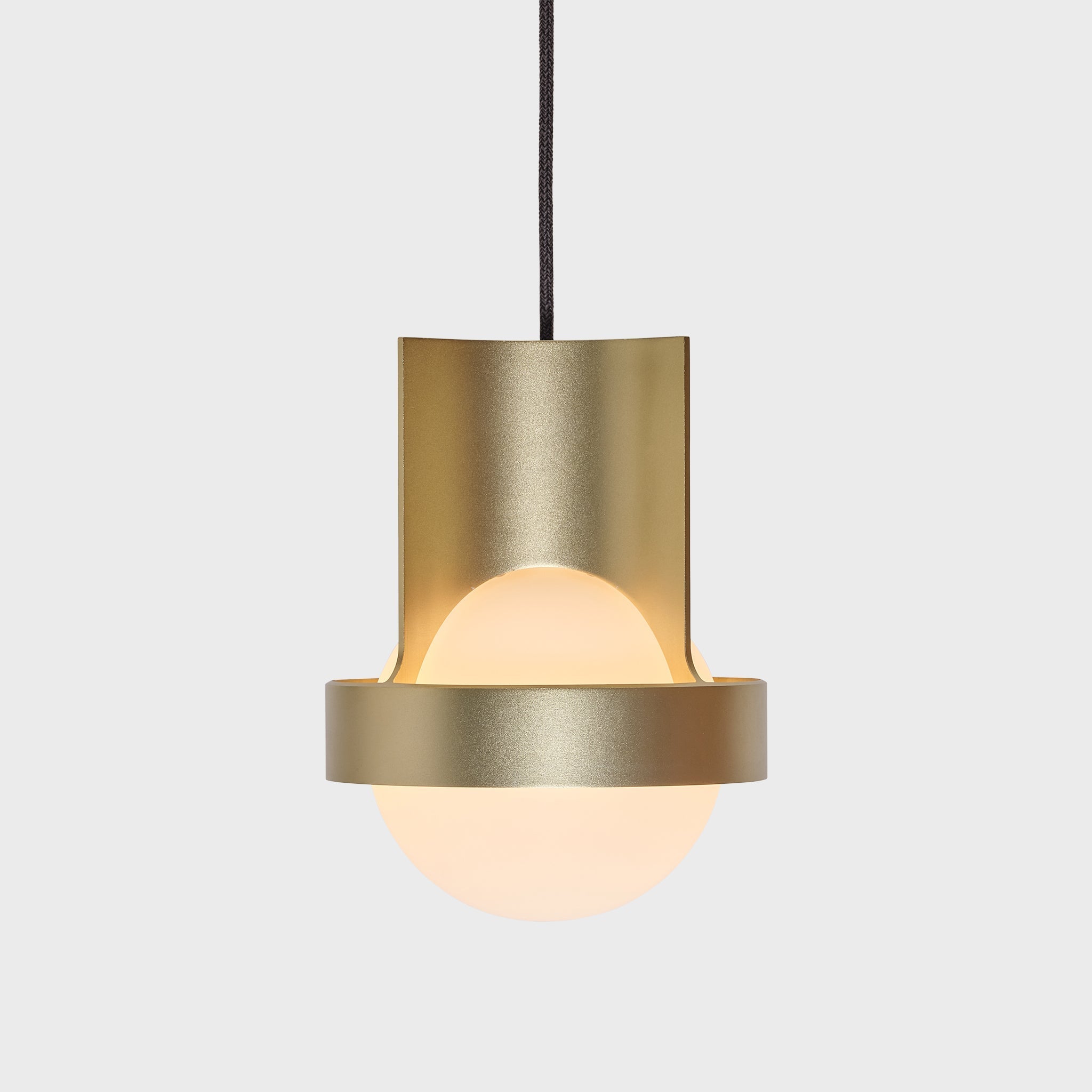 Loop Single Pendant in Gold, studio view
