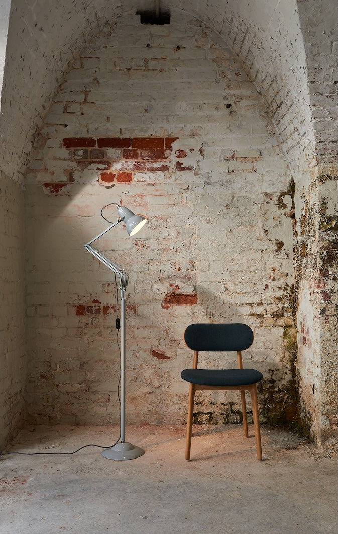 1227 Floor Lamp