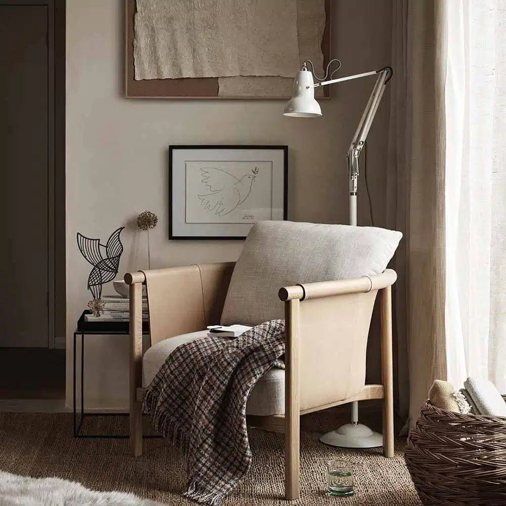 1227 Floor Lamp