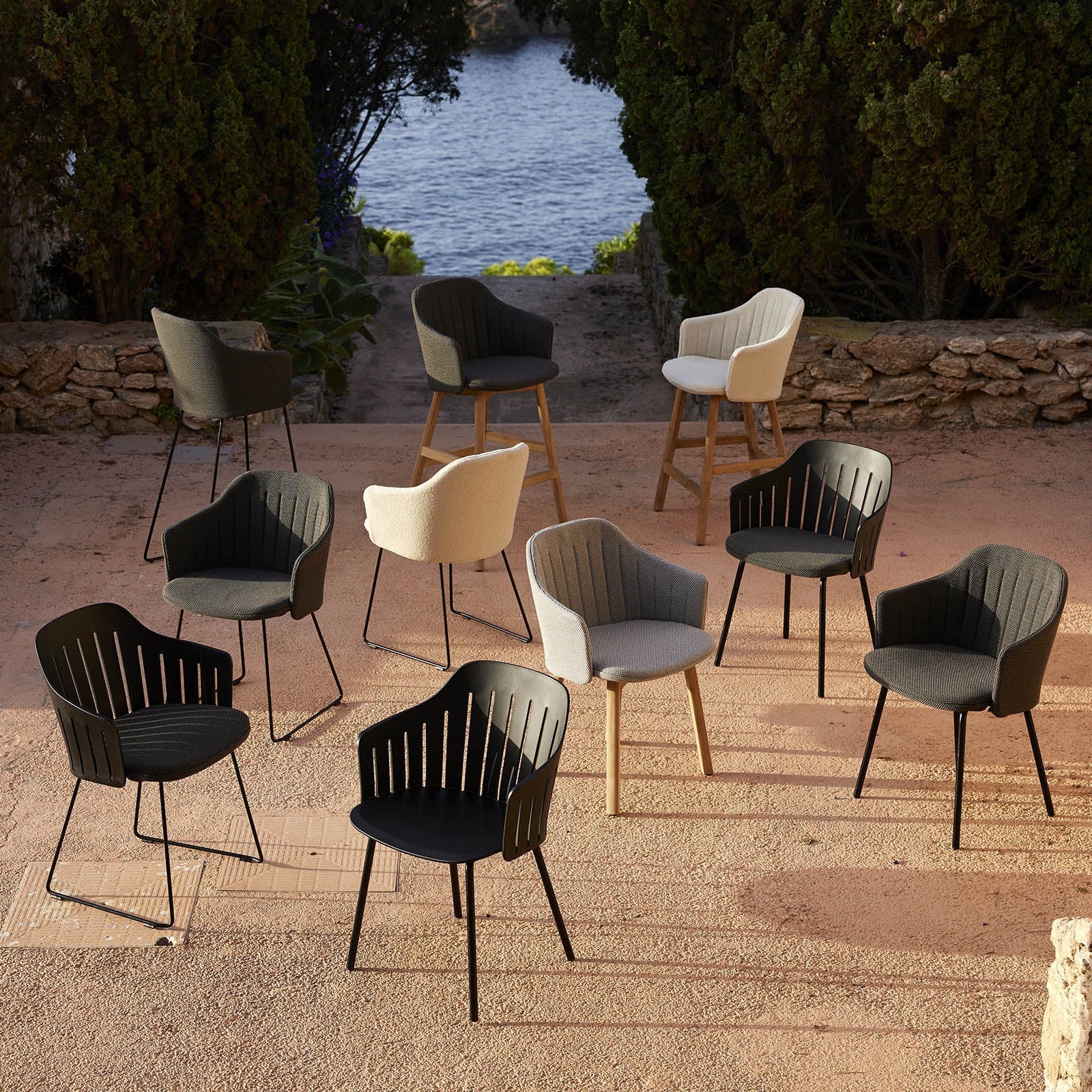 Choice Chair with 4 Legs INDOOR/OUTDOOR
