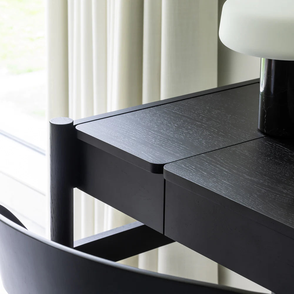 Pala Dressing Table