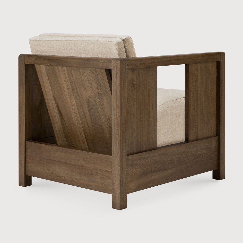Ethnicraft Roan Lounge Chair with FSC-certified solid teak frame