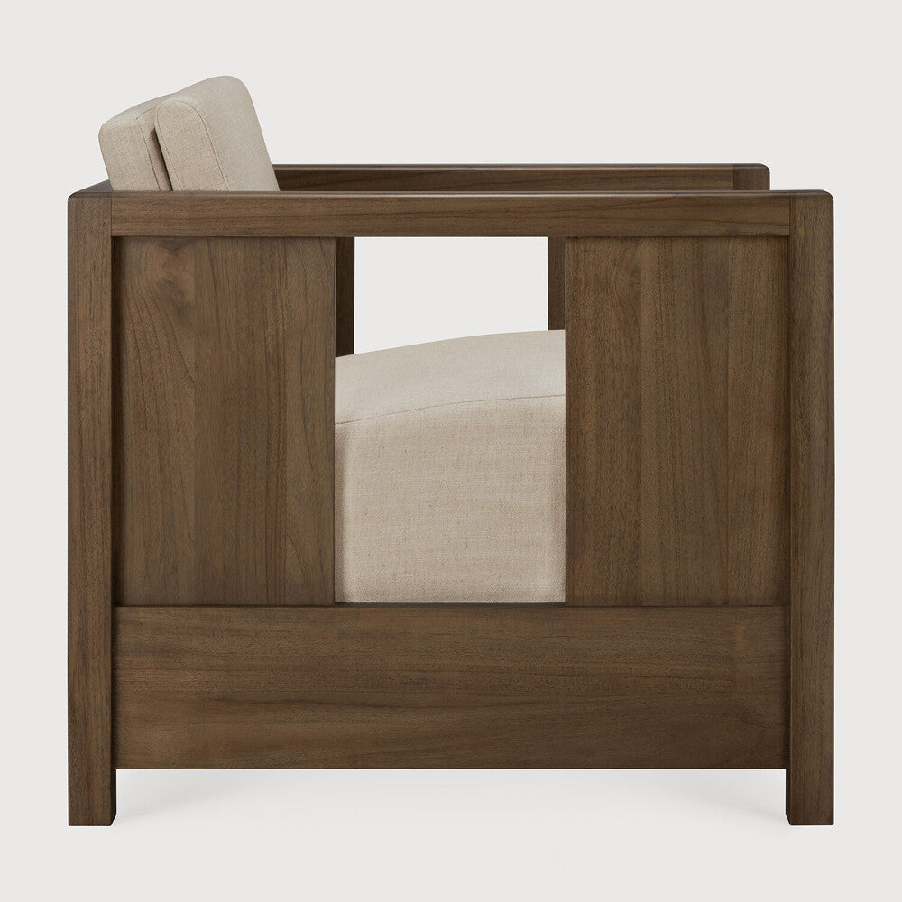 Ethnicraft Roan Lounge Chair with FSC-certified solid teak frame