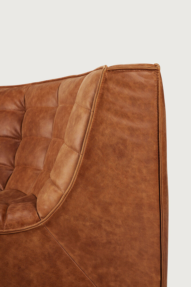 N701 Square Corner - Leather