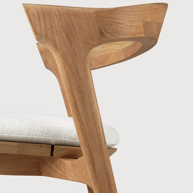 Detail of Ethnicraft Bok Outdoor Dining Chair in Teak with Off White cushion