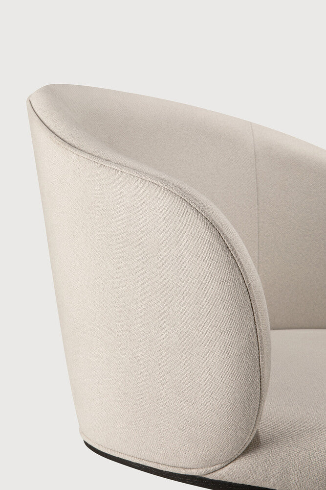 Detail of Ethnicraft Unda Office Chair showing the black metal five-star base and castors