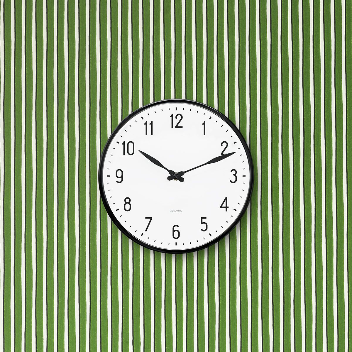 Arne Jacobsen Station Wall Clock White/Black