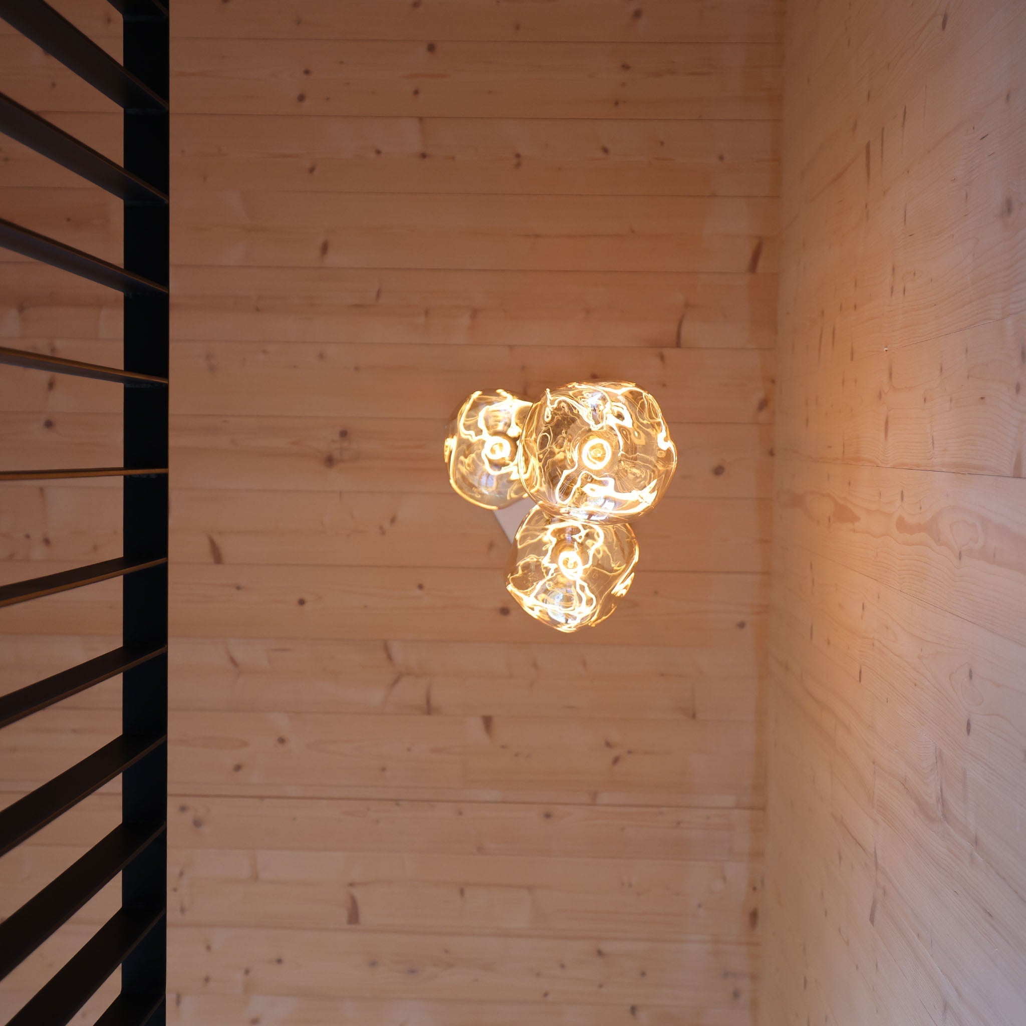 Tala Triple Pendant with Voronoi III bulbs — alternate view